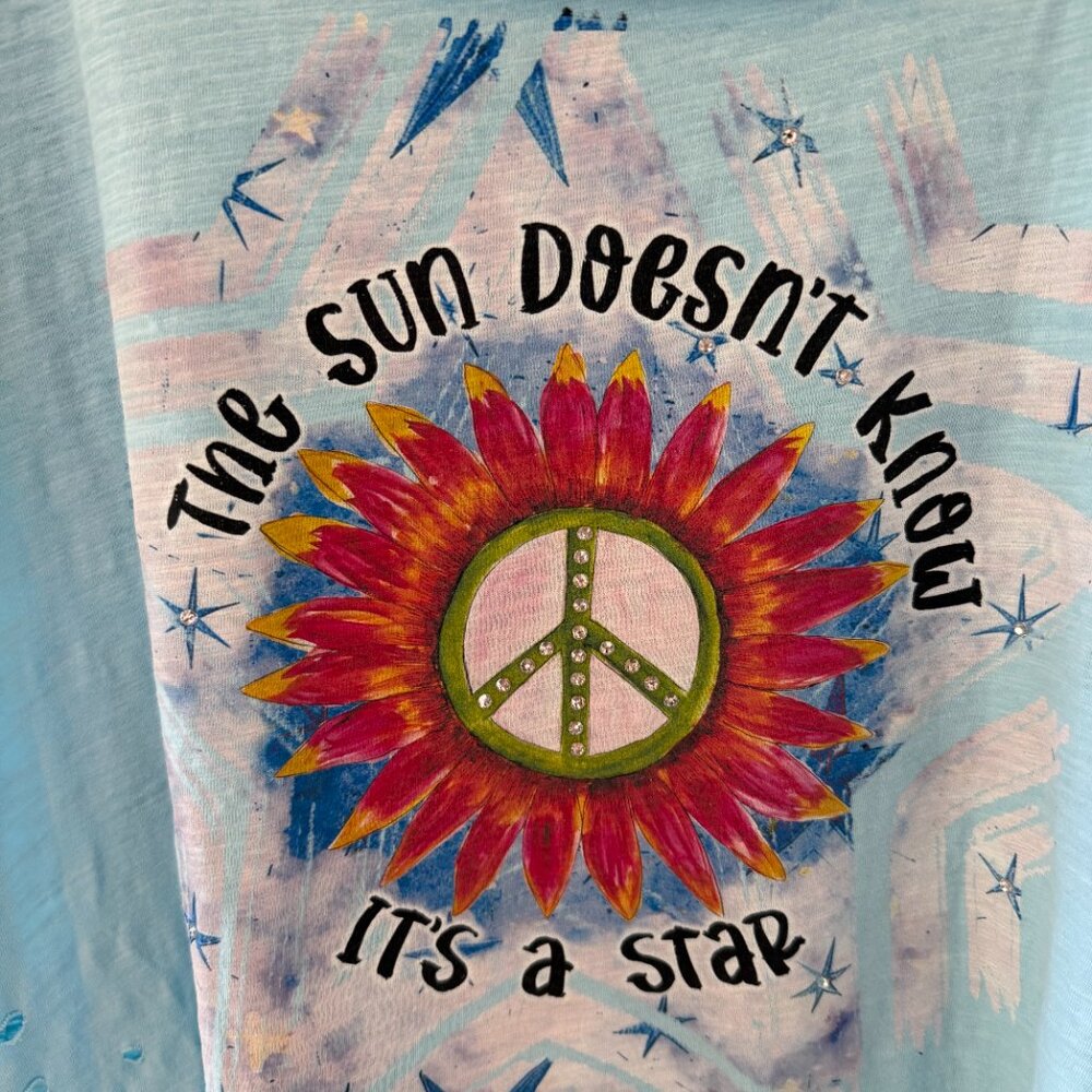 A RARE BIRD THE SUN DOESN'T KNOW ITS A STAR TEE - Picture 8 of 9